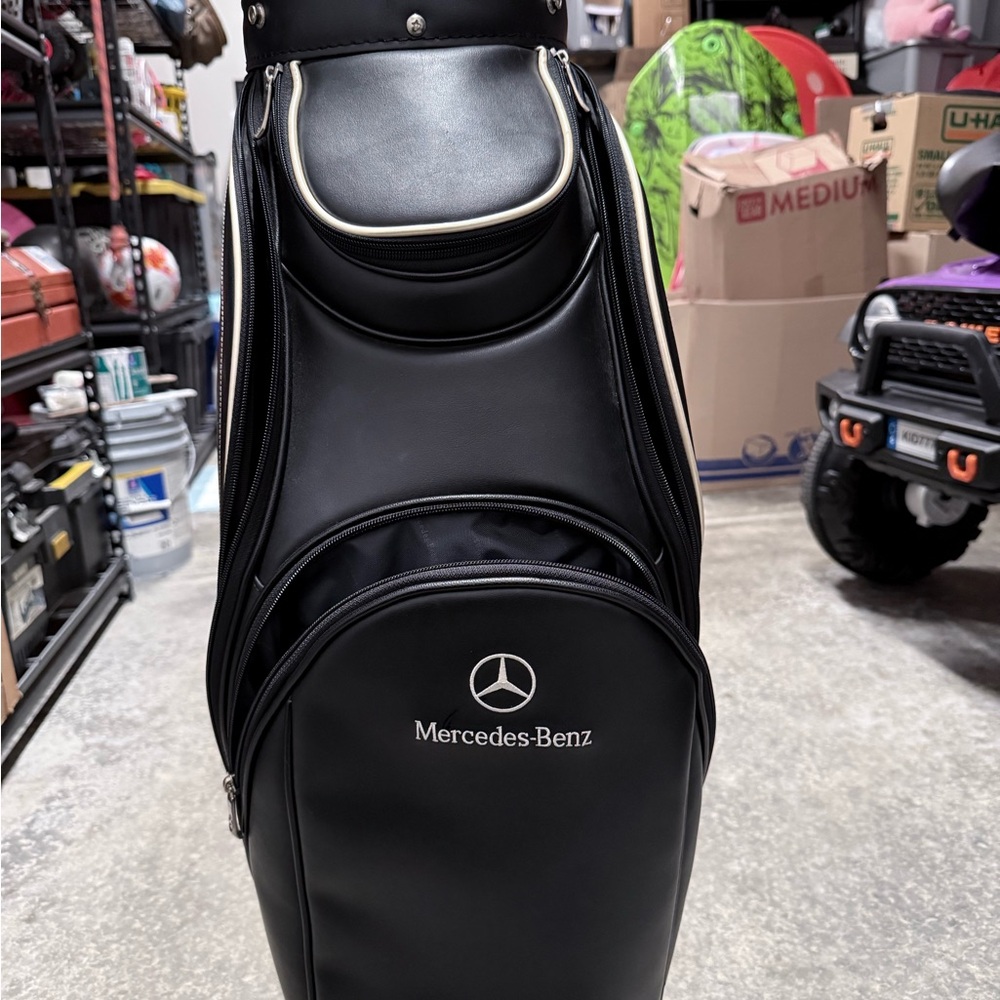 Mercedes-Benz Black Golf Bag - Picture 11 of 12